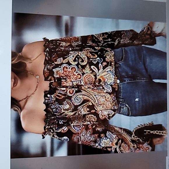 #23 Western Paisley Print Off Shoulder Blouse - Picture 6 of 7